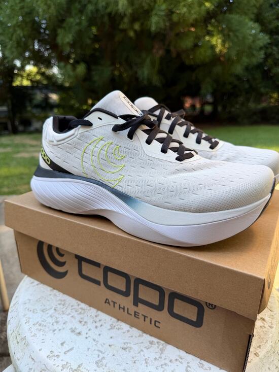 Athletic_Shoes